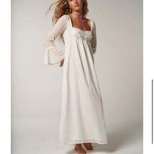 Gimaguas Isabel Dress White size L BNWT